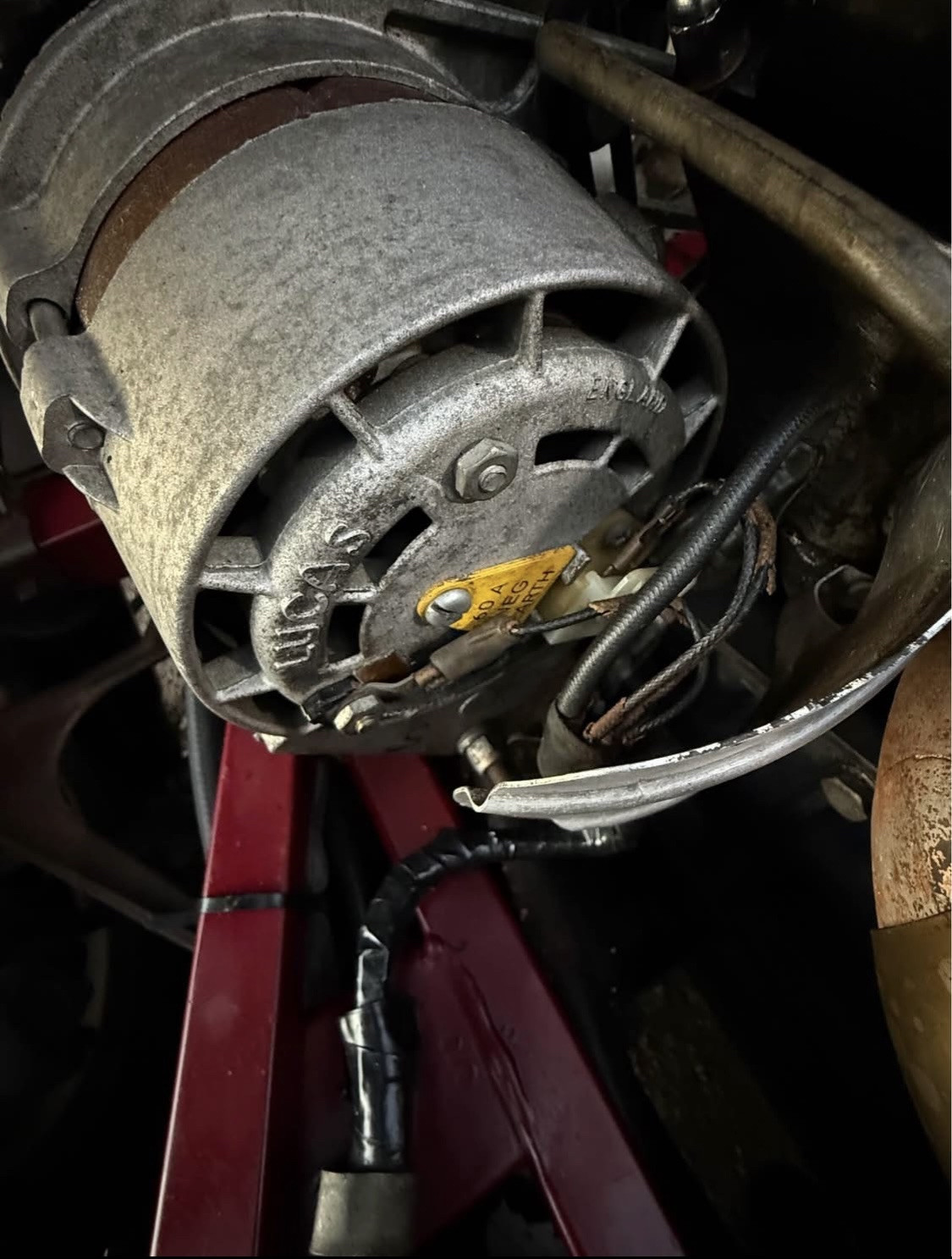 Jaguar-XKE-1971-Convertible-13