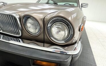 Jaguar-Xj6-1986-Antelope-Metallic-Doeskin-2