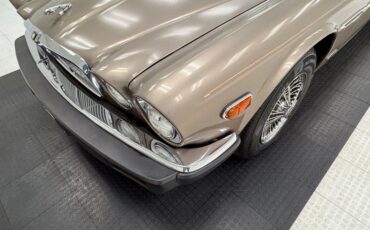 Jaguar-Xj6-1986-Antelope-Metallic-Doeskin-30