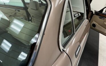 Jaguar-Xj6-1986-Antelope-Metallic-Doeskin-32