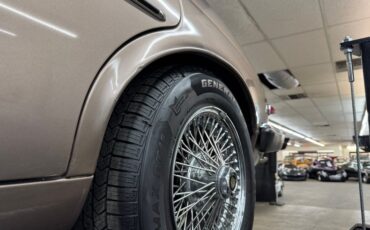 Jaguar-Xj6-1986-Antelope-Metallic-Doeskin-36