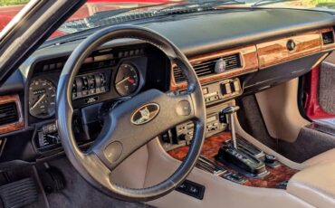 Jaguar-Xjs-1989-Red-Tan-13