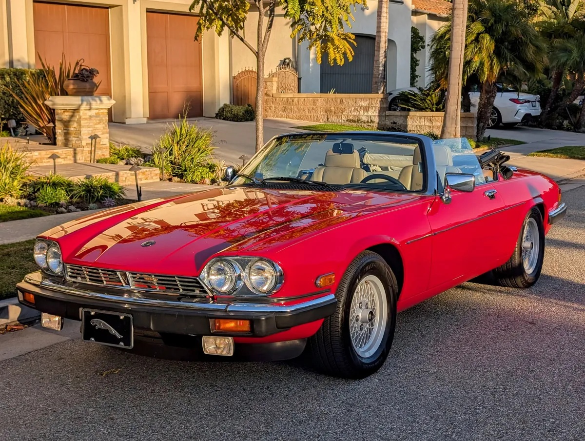 Jaguar-Xjs-1989-Red-Tan-4