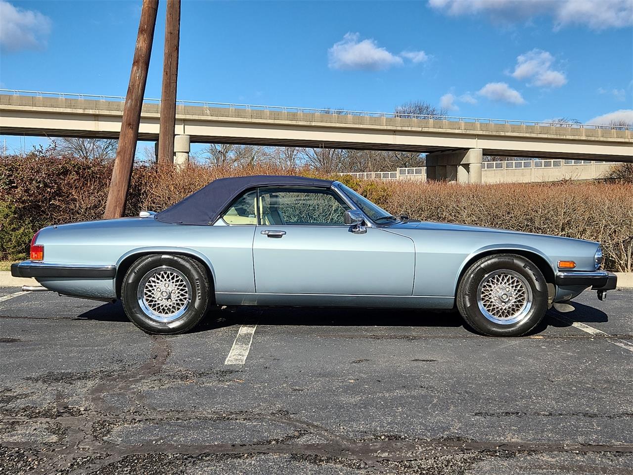 Jaguar-Xjs-1990-BLUE-TAN-9