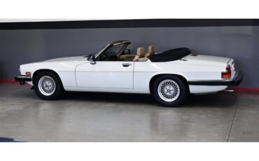 Jaguar-Xjs-1990-White-Beige-15