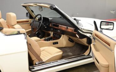 Jaguar-Xjs-1990-White-Beige-23