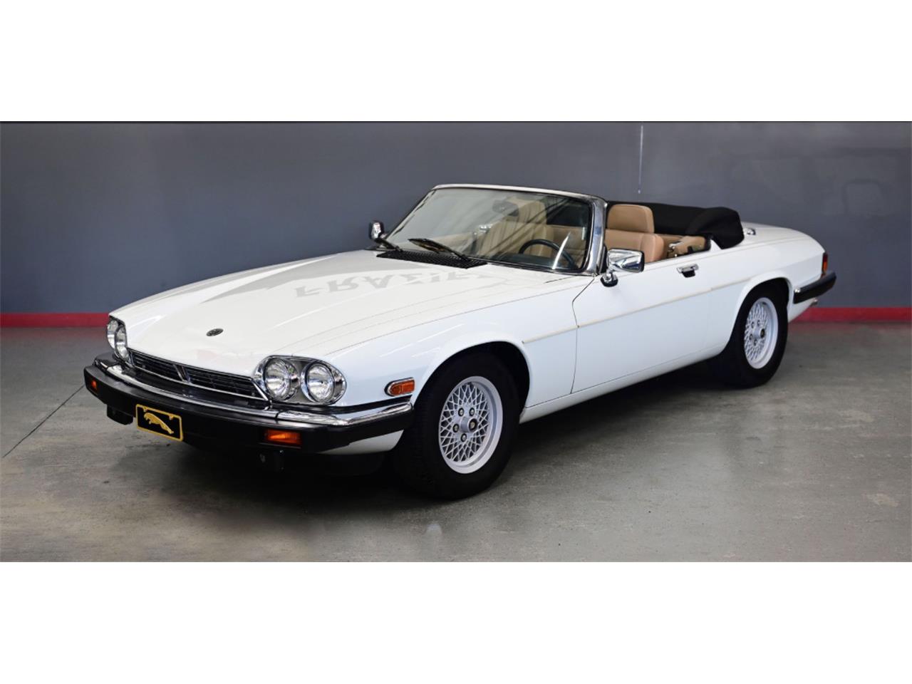 Jaguar-Xjs-1990-White-Beige
