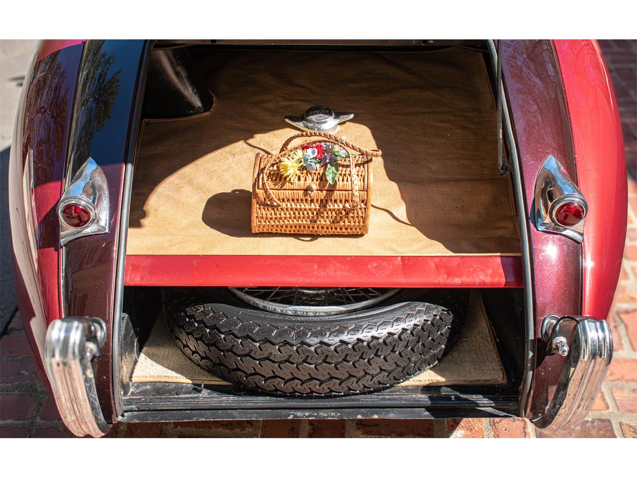 Jaguar-Xk120-1952-Dusty-Rose-Metallic-Tan-26