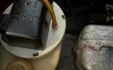 Jaguar-e-type-1971-12