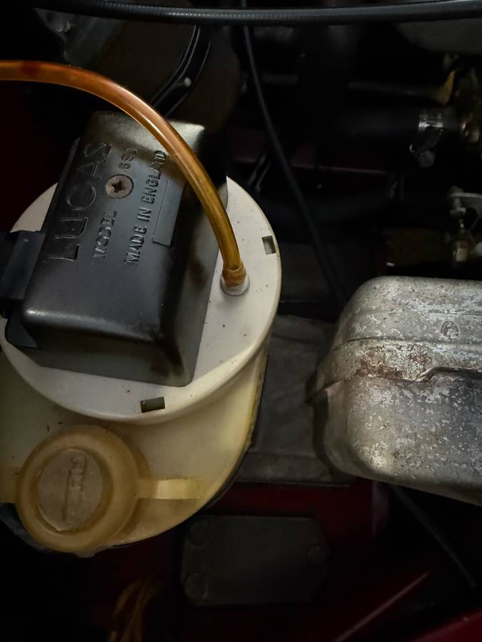 Jaguar-e-type-1971-12