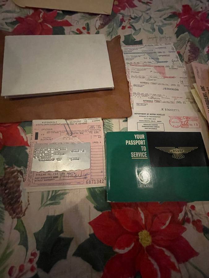 Jaguar-e-type-1971-16