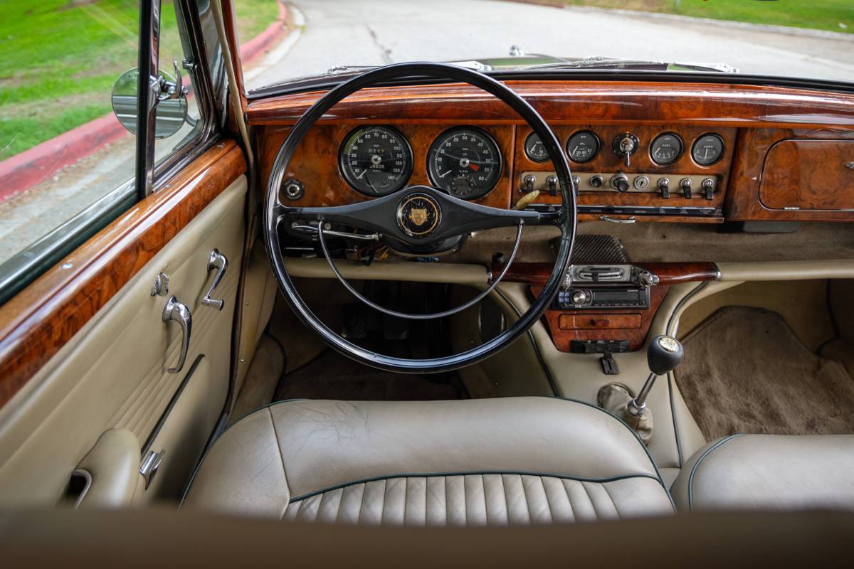 Jaguar-s-type-1965-green-18