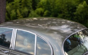 Jaguar-s-type-1965-green