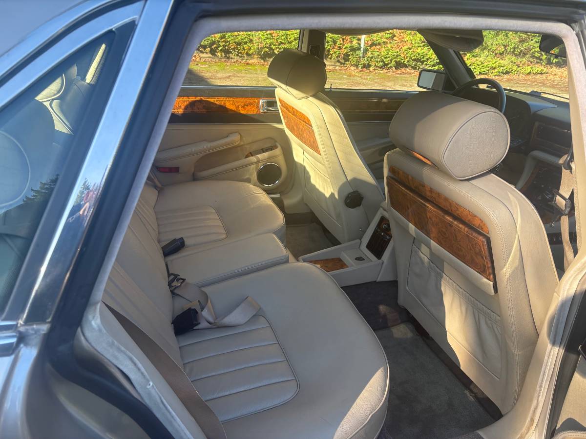 Jaguar-vanden-plas-1988-7