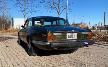 Jaguar-xj-1977-green-5