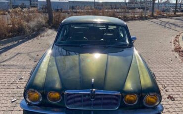 Jaguar-xj-1977-green-6