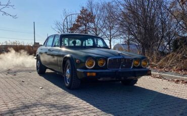 Jaguar-xj-1977-green-7