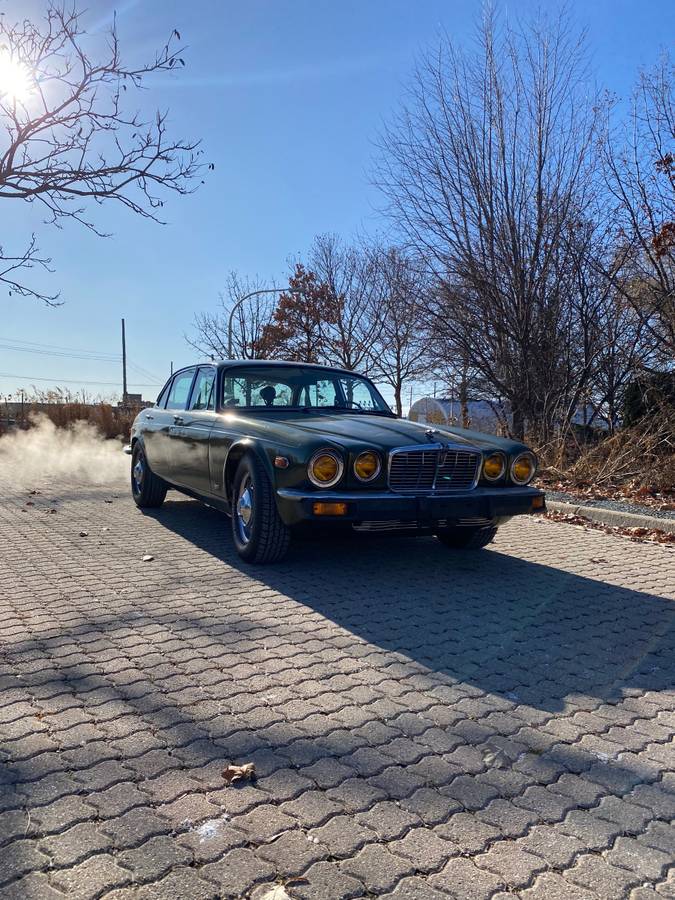 Jaguar-xj-1977-green-7