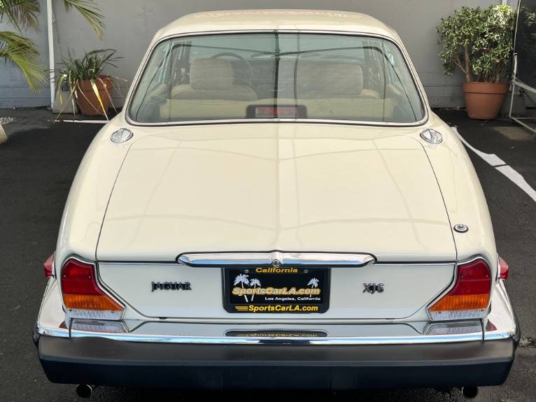 Jaguar-xj-series-1987-11