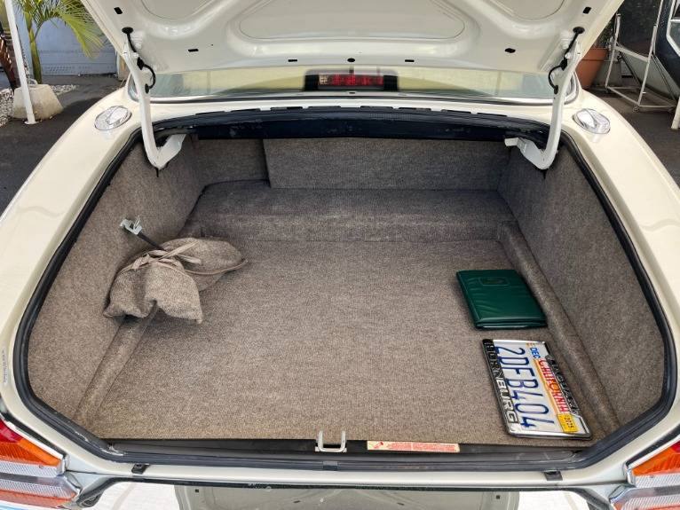 Jaguar-xj-series-1987-12