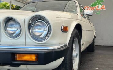 Jaguar-xj-series-1987-16