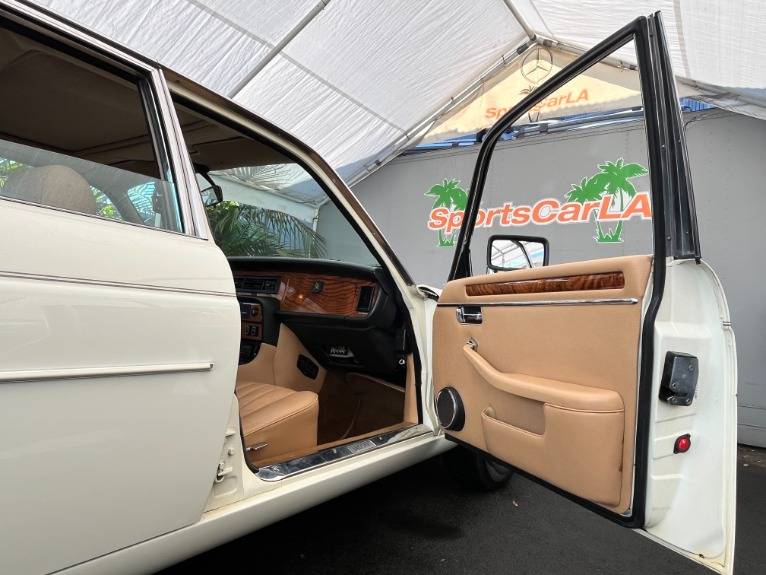 Jaguar-xj-series-1987-19