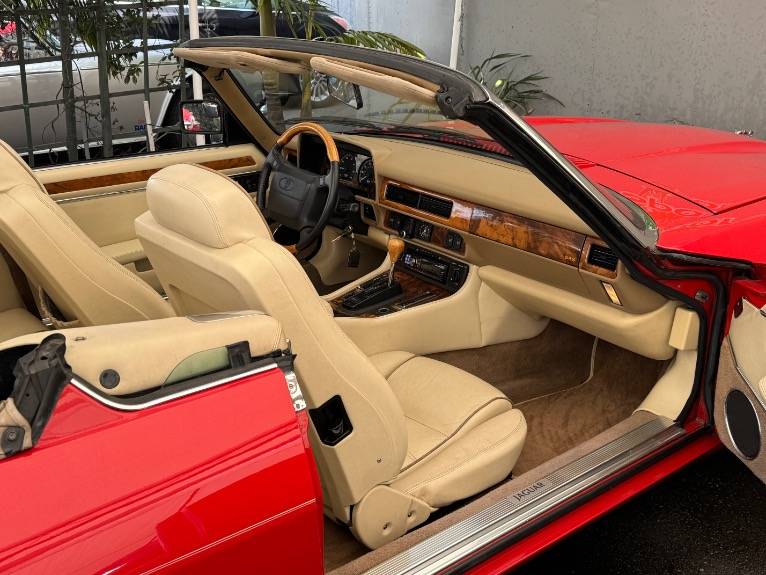 Jaguar-xj-series-1996-19