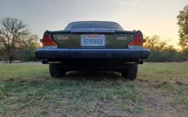 Jaguar-xj6-1982-20