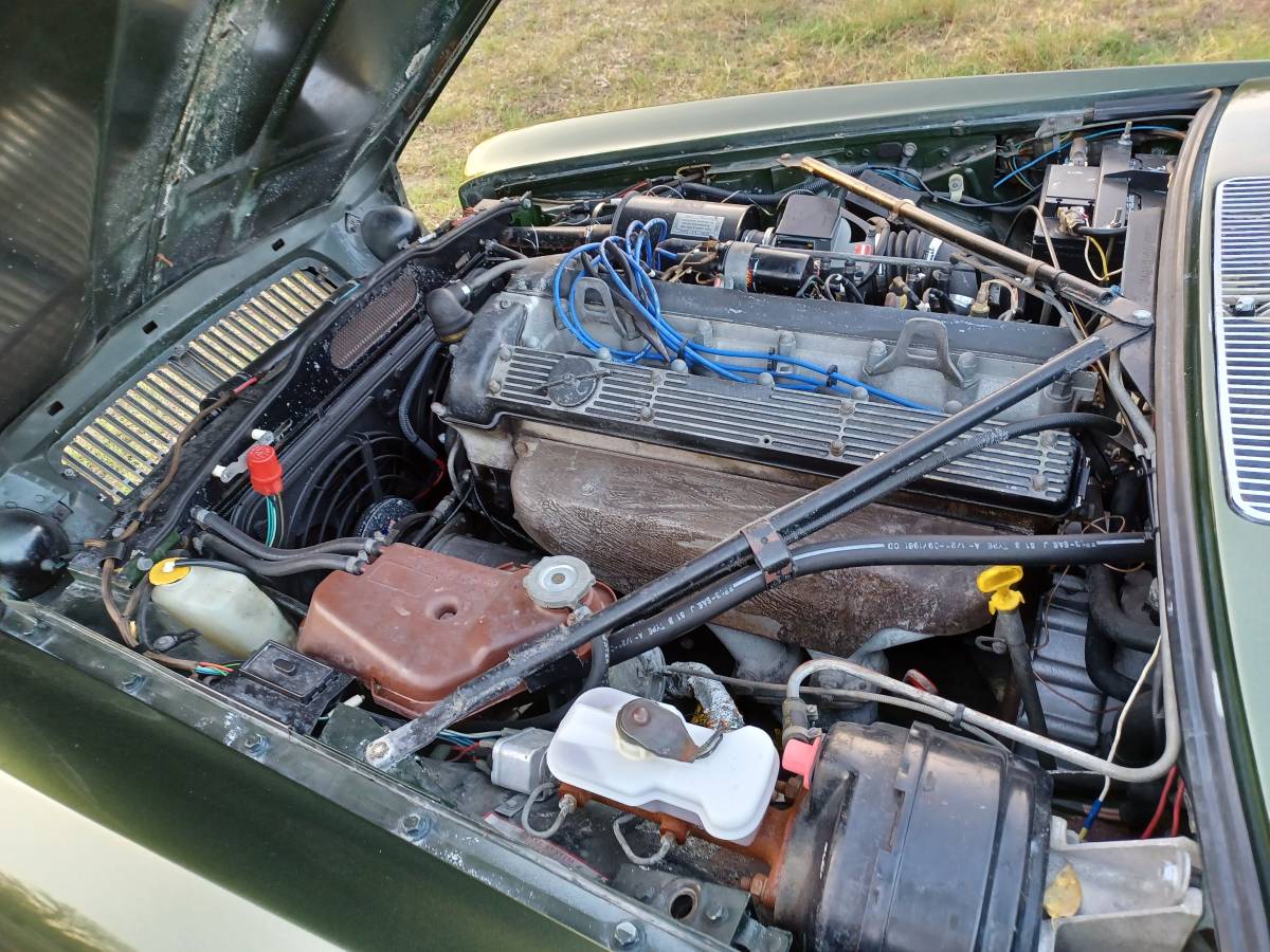 Jaguar-xj6-1982-9