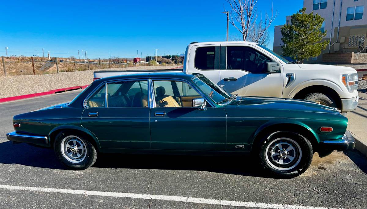 Jaguar-xj6-1986-green-1