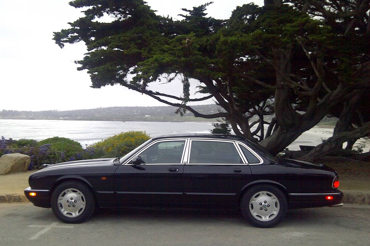 Jaguar-xj6-1995-black