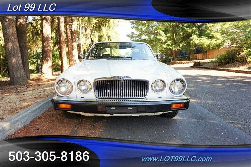 Jaguar-xj6-4.2l-6-cyl-automatic-1979-white-1
