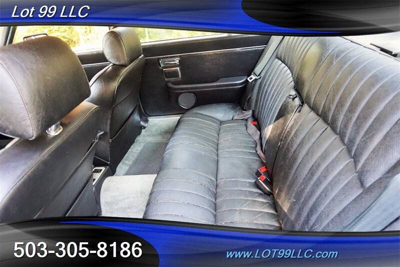 Jaguar-xj6-4.2l-6-cyl-automatic-1979-white-37