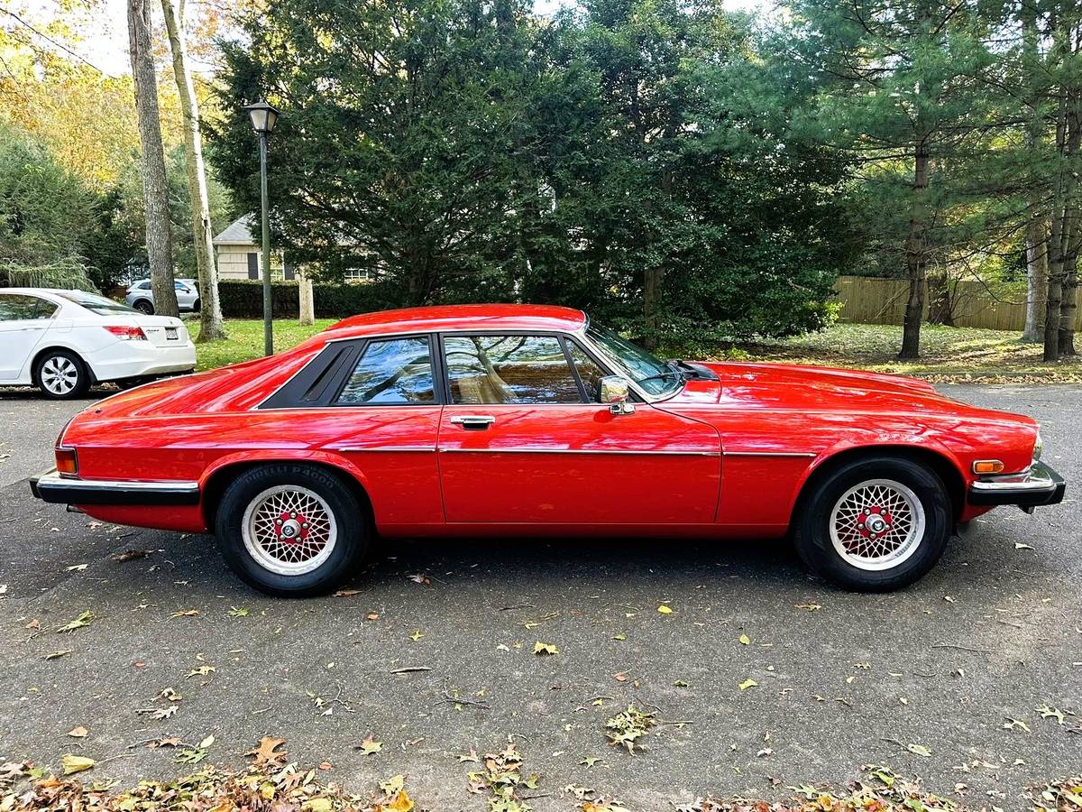 Jaguar-xjs-1990-red-1