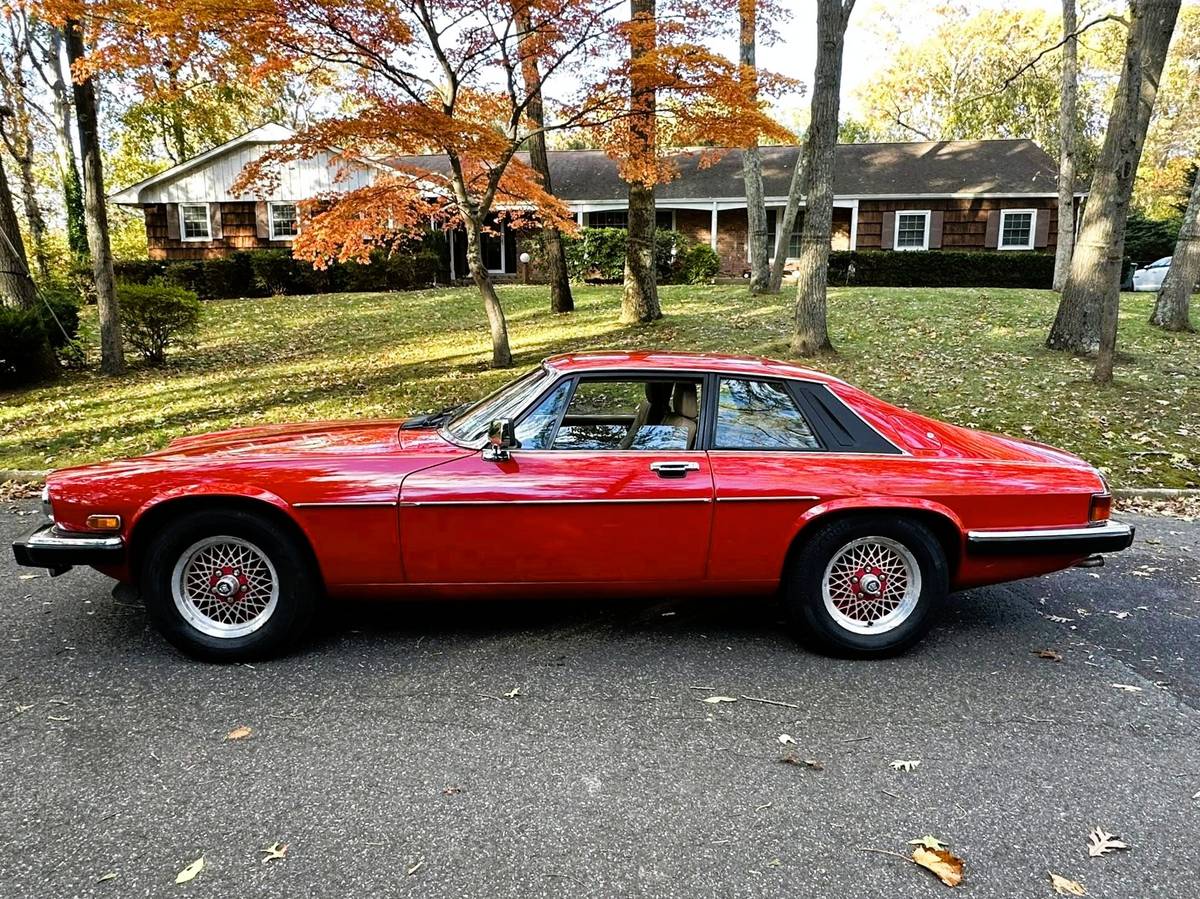 Jaguar-xjs-1990-red-11