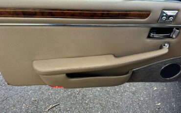 Jaguar-xjs-1990-red-12