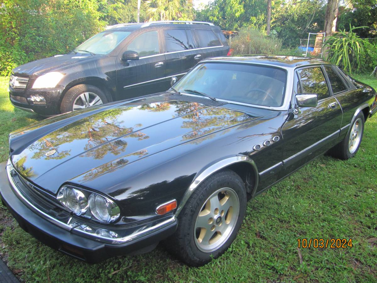 Jaguar-xjs-1991-2