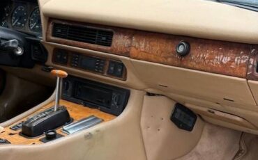 Jaguar-xjs-1992-8