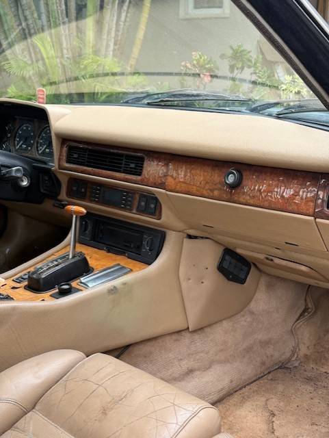 Jaguar-xjs-1992-8