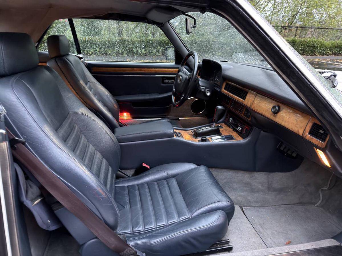 Jaguar-xjs-coupe-1992-white-17