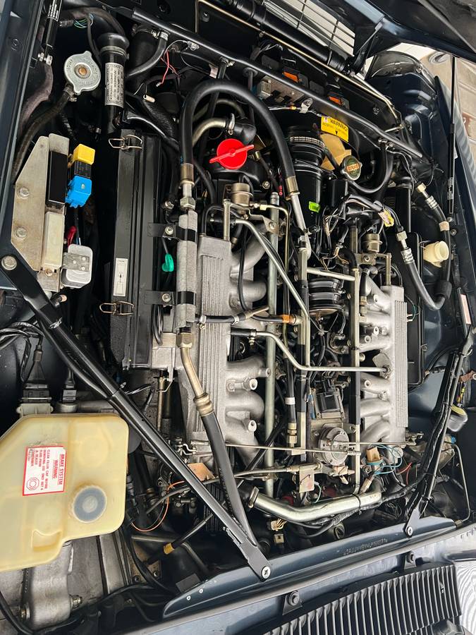 Jaguar-xjs-v12-coupe-1990-grey-9