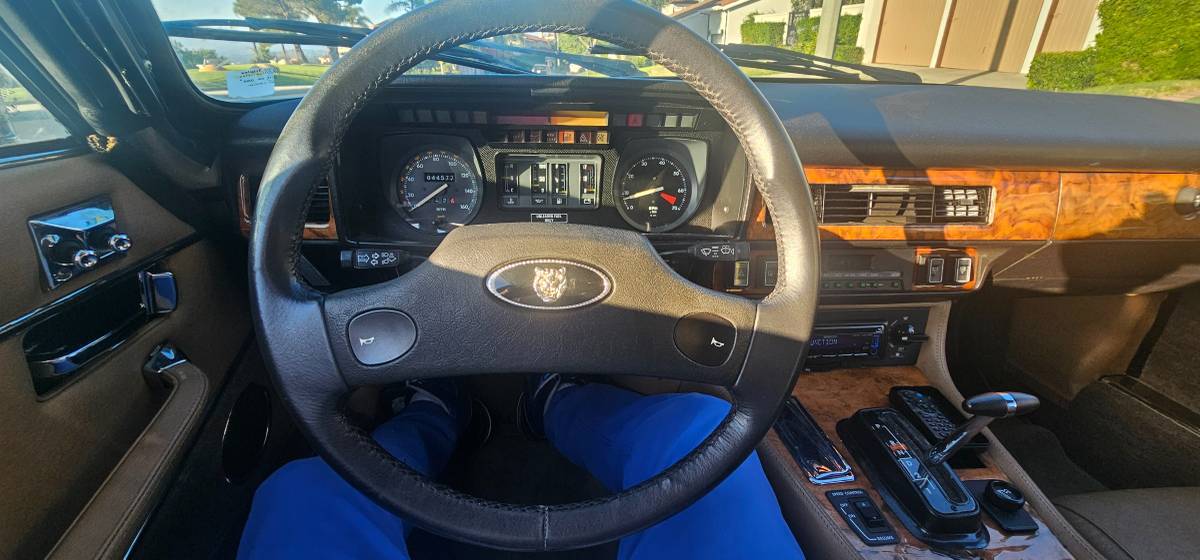 Jaguar-xjs-xj-sc-1989-custom-17