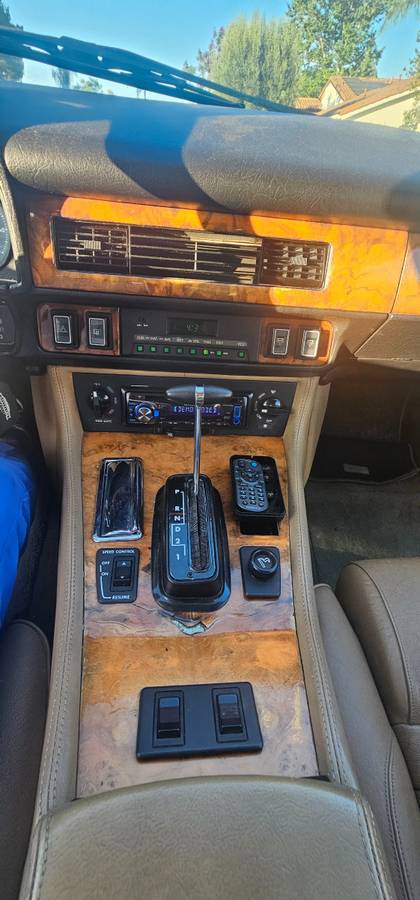 Jaguar-xjs-xj-sc-1989-custom-21