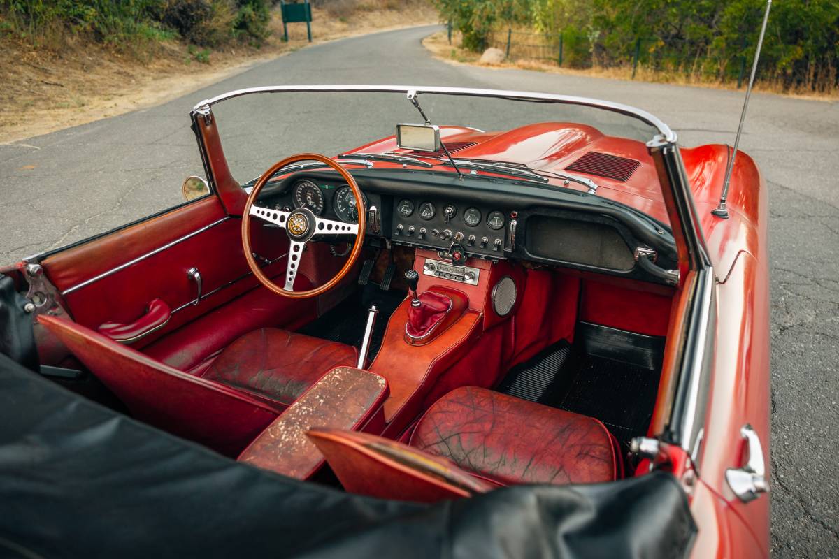 Jaguar-xke-1964-red-14