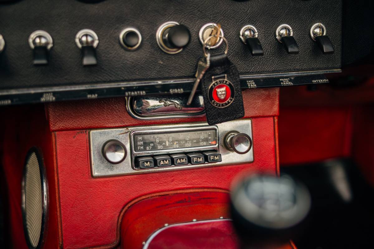 Jaguar-xke-1964-red-18