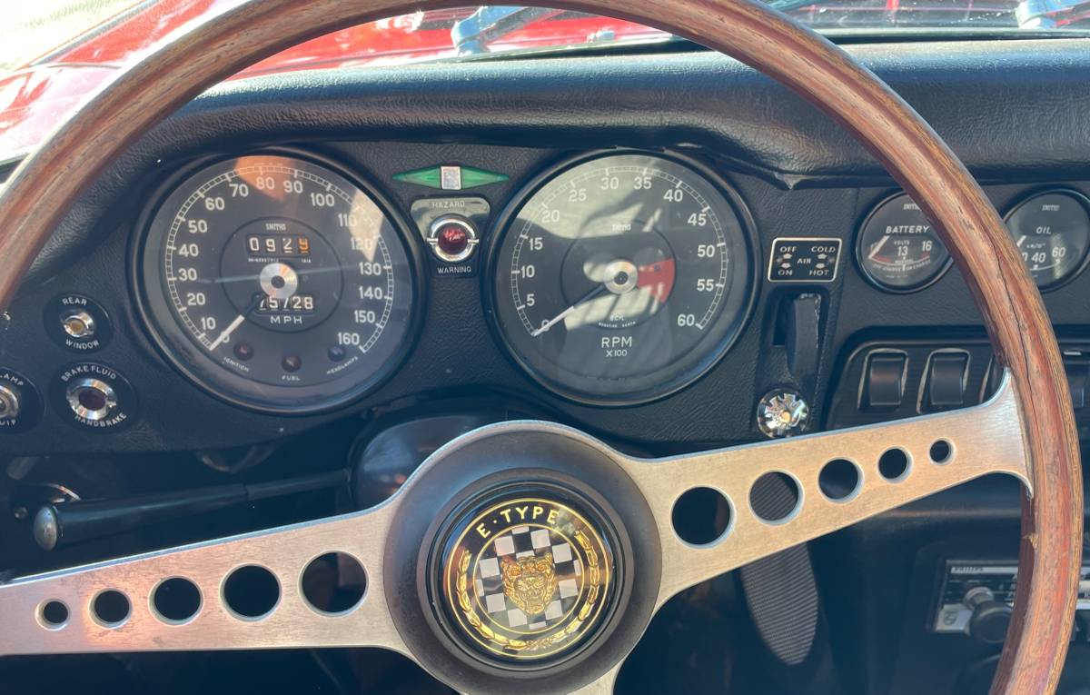 Jaguar-xke-1969-red-16