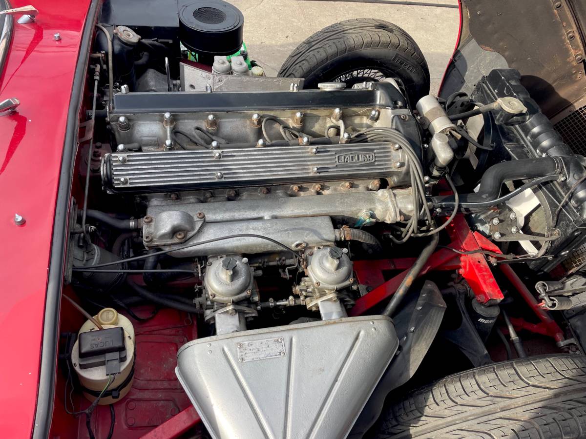 Jaguar-xke-1969-red-19