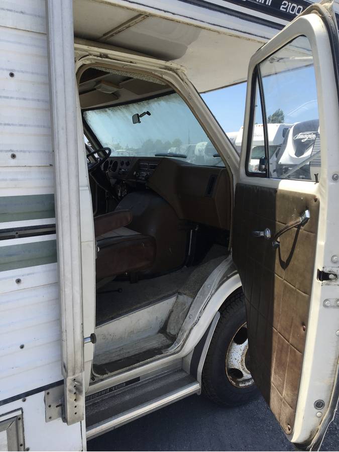 Jayco-2100-1979-white-4