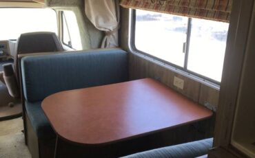 Jayco-2100-1979-white-6