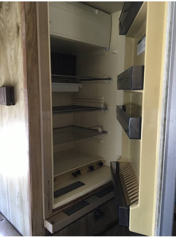 Jayco-2100-1979-white-8